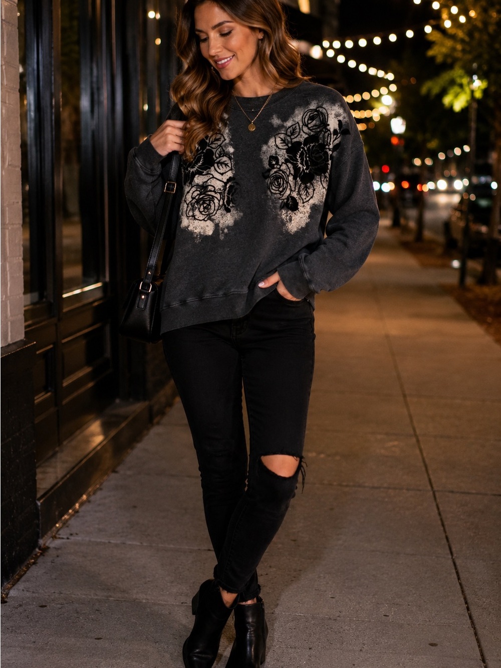 Women’s Charcoal Gray Floral Rose Graphic Sweatshirt | Crewneck